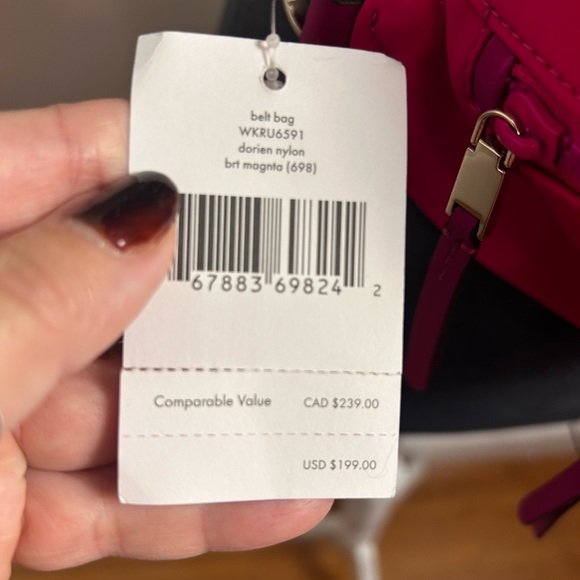🩷♣️ NWT Kate Spade Hot Pink Crossbody Eye Catching Bag! Fun pop of color! - Picture 3 of 8